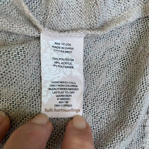 Soft Surroundings Womens Valentina Pullover Sweater Beige Long Sleeve V Neck XS - Picture 8 of 9